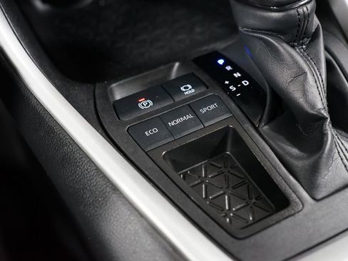 Certified 2024 Toyota RAV4 XLE image 22