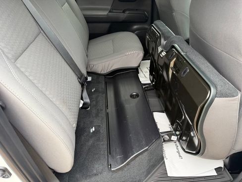Certified 2023 Toyota Tacoma SR AWD/4WD image 32