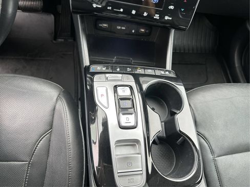 Certified 2023 Hyundai Tucson Limited AWD/4WD image 17