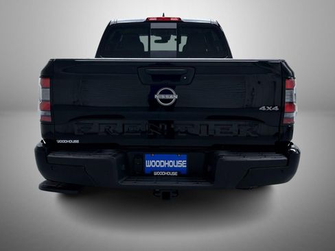 New 2026 Nissan Frontier SV w/ Tow Package AWD/4WD image 6