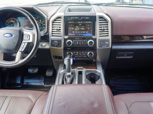 Used 2015 Ford F150 Platinum w/ Equipment Group 701A Luxury image 24