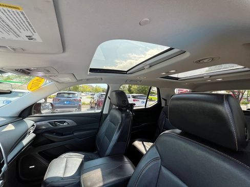 Used 2019 Chevrolet Traverse Premier w/ Redline Edition AWD/4WD image 19