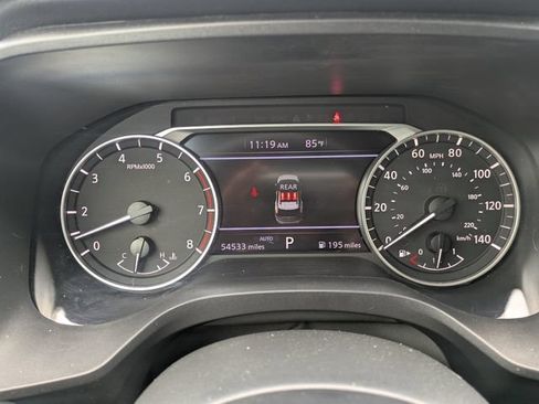 Used 2024 Nissan Rogue S AWD/4WD image 27