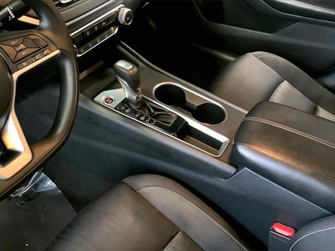 Certified 2022 Nissan Altima 2.5 SV image 17