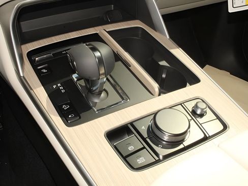 Used 2025 MAZDA CX-90 Plug-In Hybrid w/ Premium Plus image 12