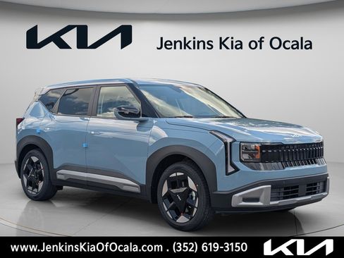 New 2027 Kia Seltos S FWD image 9