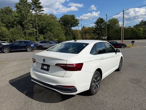 Used 2022 Volkswagen Jetta S FWD image 5