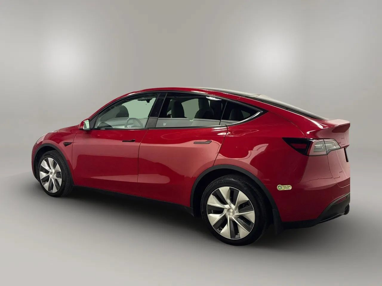 Used 2022 Tesla Model Y Long Range AWD/4WD image 3