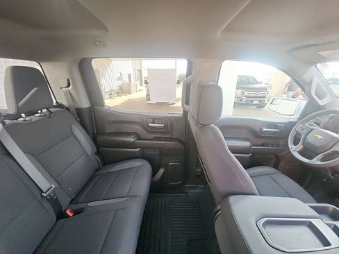 Used 2026 Chevrolet Silverado 1500 Custom w/ LPO, Dark Essentials Package RWD image 13