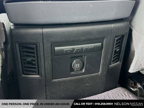 Used 2018 RAM 2500 Big Horn image 23