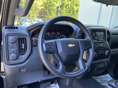 Used 2024 Chevrolet Silverado 1500 Custom AWD/4WD image 17