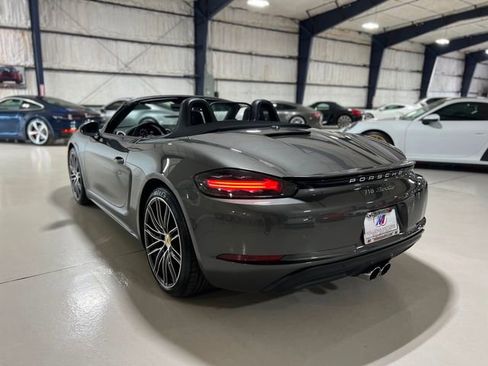 Used 2017 Porsche 718 Boxster image 86