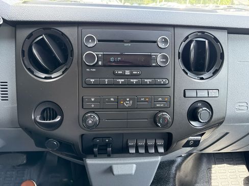 Used 2016 Ford F450 XL w/ Power Equipment Group RWD image 19