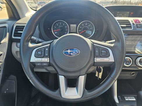 Used 2017 Subaru Forester 2.5i Premium w/ All-Weather Package image 12