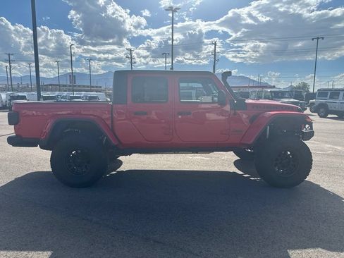 Used 2020 Jeep Gladiator Rubicon AWD/4WD image 7