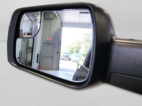 Used 2019 RAM 1500 Big Horn image 13