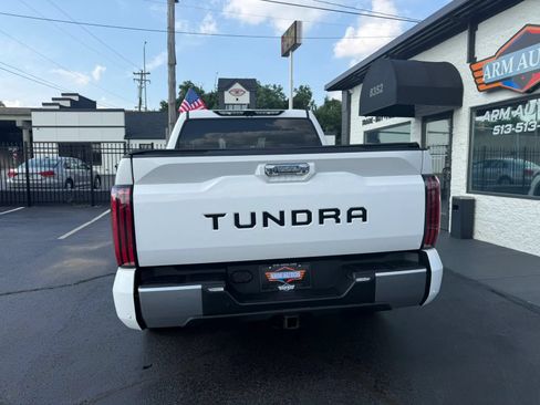 Used 2022 Toyota Tundra Limited RWD image 5