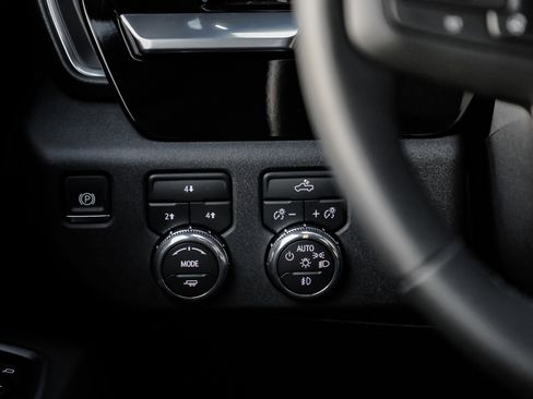 New 2026 GMC Sierra 2500 SLE w/ SLE Value Package; image 25