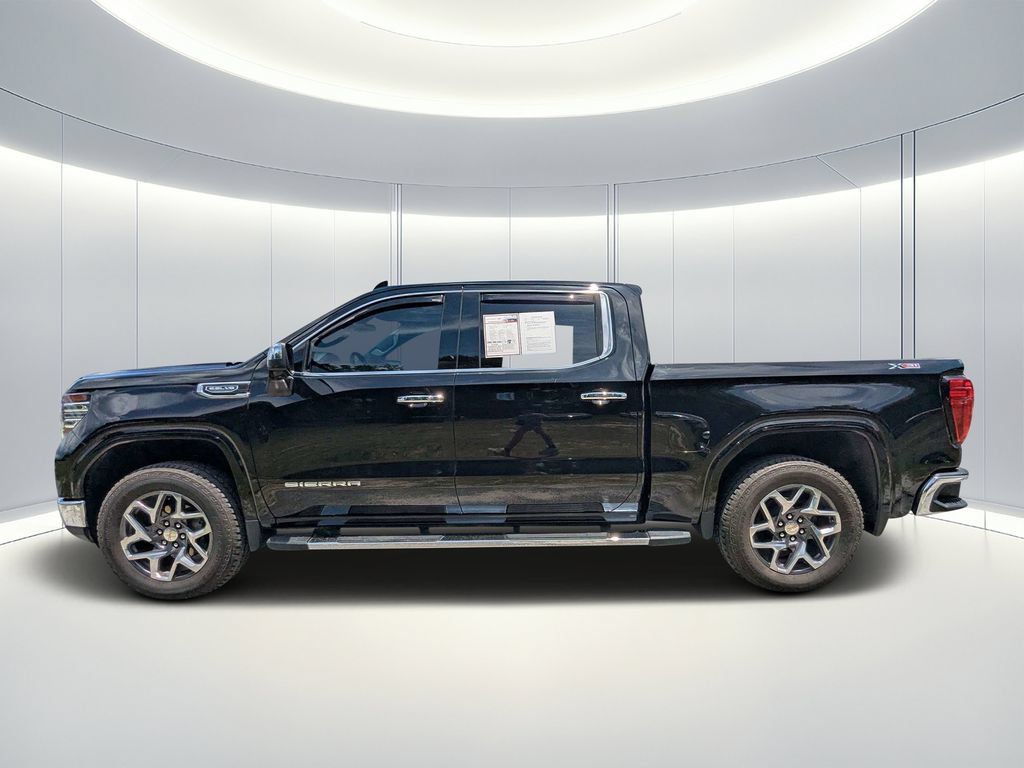 Used 2022 GMC Sierra 1500 SLT w/ SLT Premium Plus Package AWD/4WD image 7