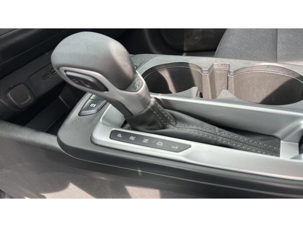 Used 2025 Chevrolet Trax LS FWD image 17