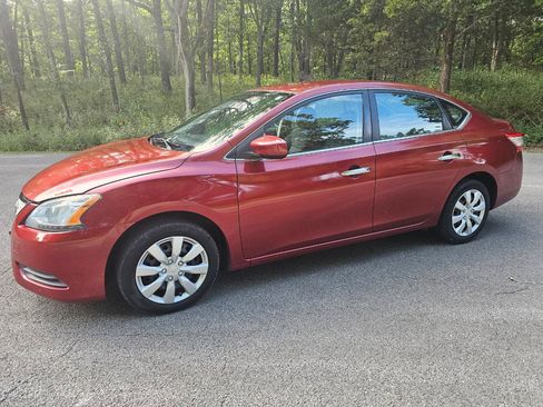 Used 2015 Nissan Sentra SV FWD image 10