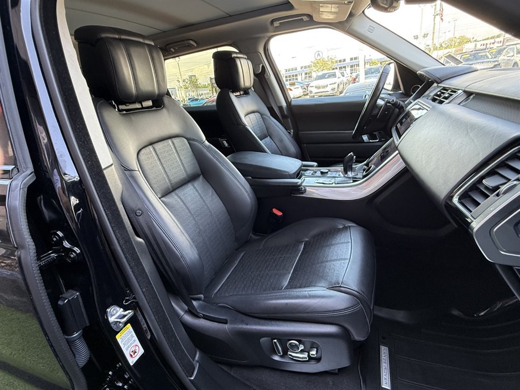 Used 2018 Land Rover Range Rover Sport HSE Dynamic AWD/4WD image 17