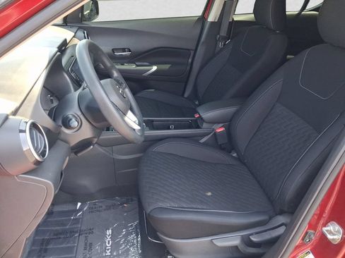Used 2021 Nissan Kicks SV w/ Exterior Package FWD image 10
