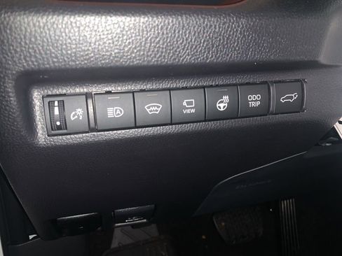 New 2025 Toyota RAV4 Limited image 27