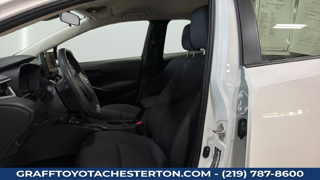 Used 2024 Toyota Corolla LE AWD/4WD image 23