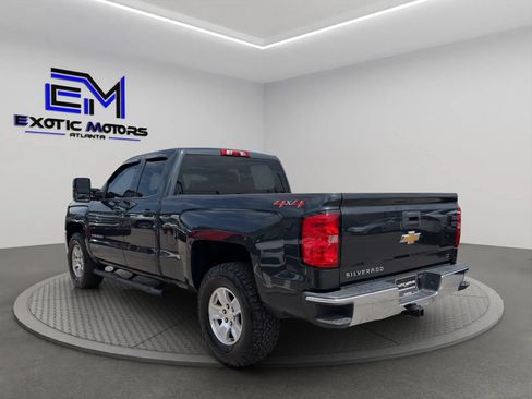 Used 2019 Chevrolet Silverado 1500 LT AWD/4WD image 3