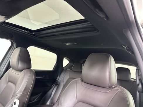 Used 2022 MAZDA CX-5 Signature image 12