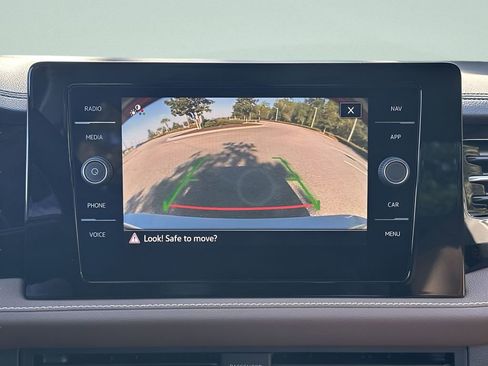 New 2026 Volkswagen Jetta SEL FWD image 17