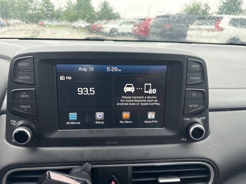 Used 2019 Hyundai Kona SE AWD/4WD image 2