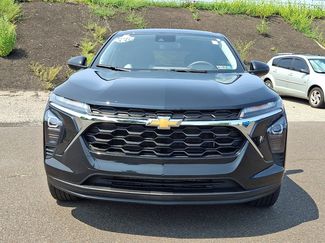 Used 2024 Chevrolet Trax LS w/ LS Convenience Package FWD video 2