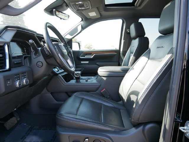 Used 2023 GMC Sierra 1500 Denali w/ Technology Package AWD/4WD image 13
