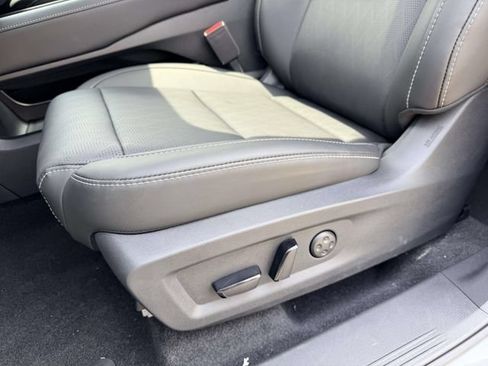 New 2026 Nissan Murano Platinum w/ Cargo Package AWD/4WD image 15