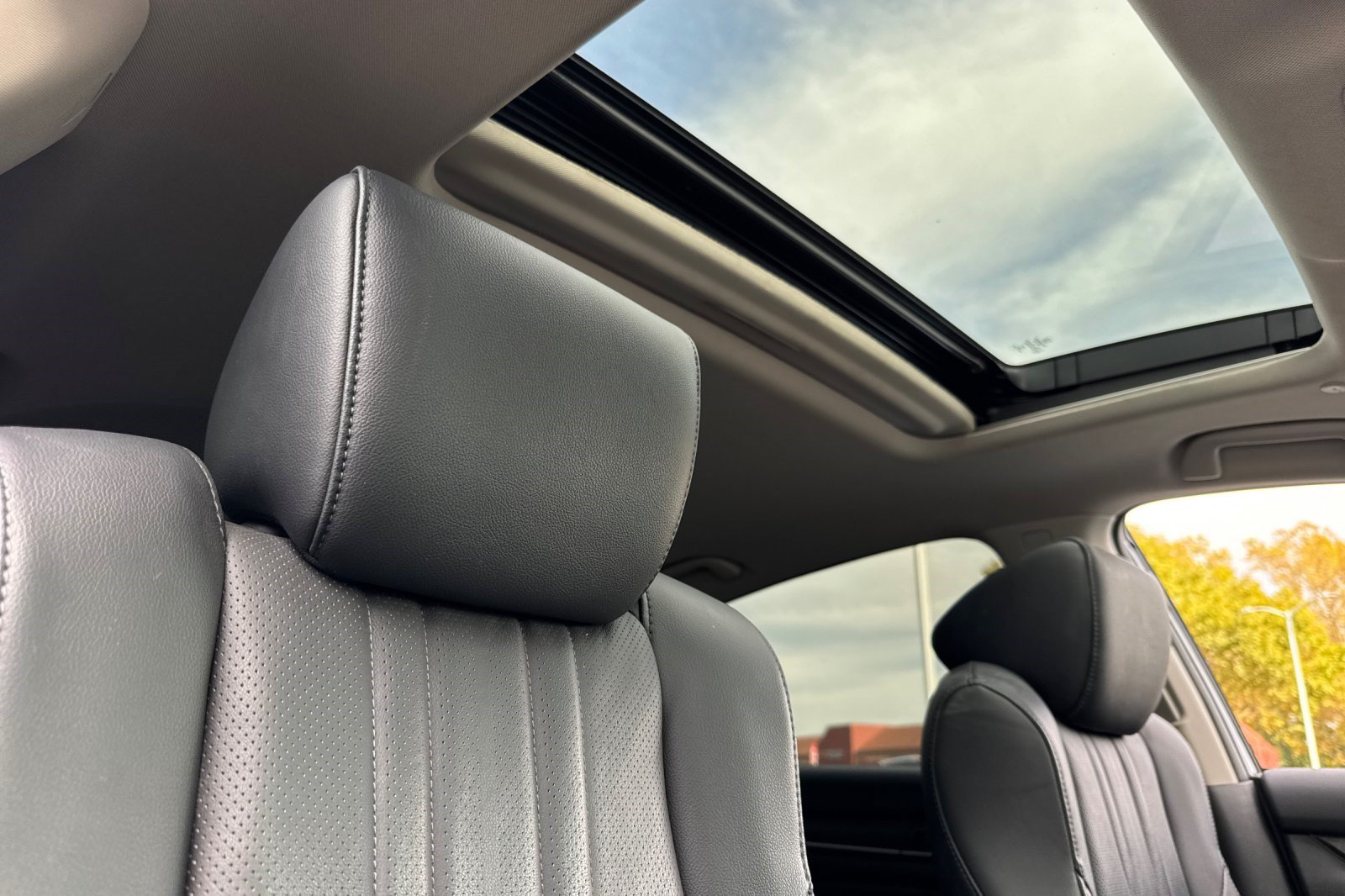 Used 2022 Honda Accord Touring image 23
