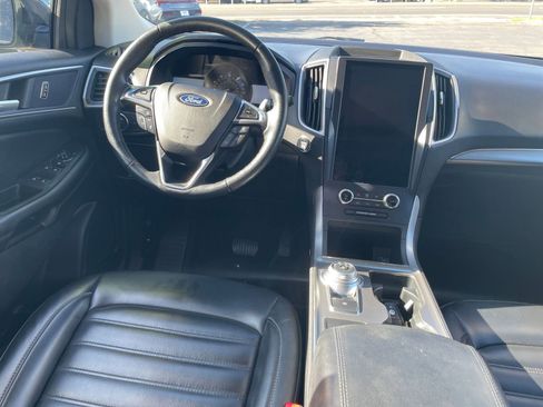 Used 2022 Ford Edge SEL image 34