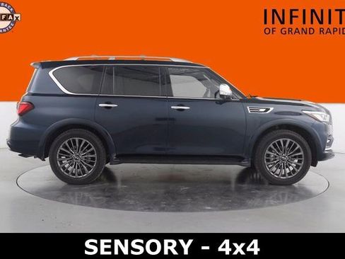 Used 2023 INFINITI QX80 Sensory image 8