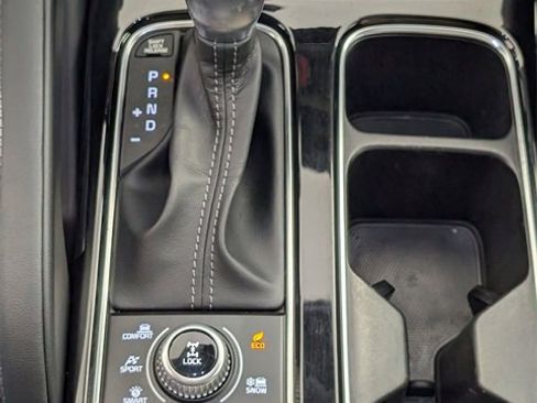 Used 2021 Kia Telluride SX w/ SX Prestige Package image 24