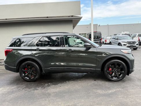 Used 2023 Ford Explorer ST w/ Equipment Group 401A AWD/4WD image 2