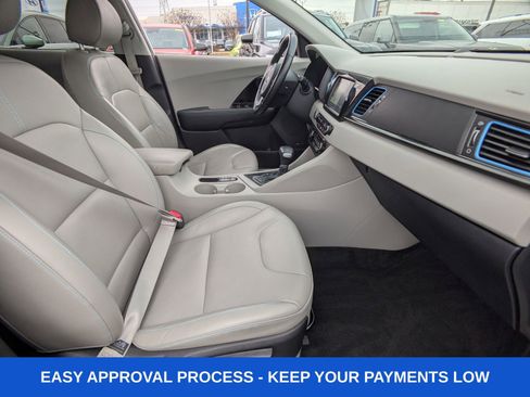 Used 2019 Kia Niro EX Premium image 15