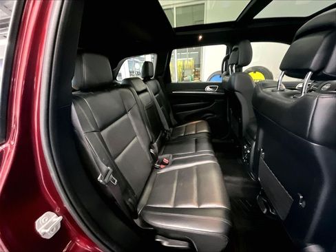 Used 2020 Jeep Grand Cherokee Limited w/ Luxury Group II AWD/4WD image 16