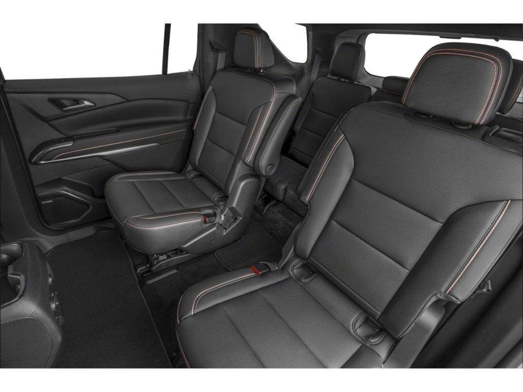 Used 2025 Chevrolet Traverse Z71 w/ Enhanced Driving Package AWD/4WD image 8