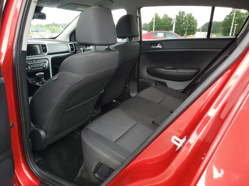 Used 2020 Kia Sportage LX AWD/4WD image 10