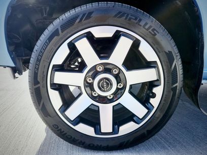 Used 1989 Nissan Pickup 2WD Regular Cab