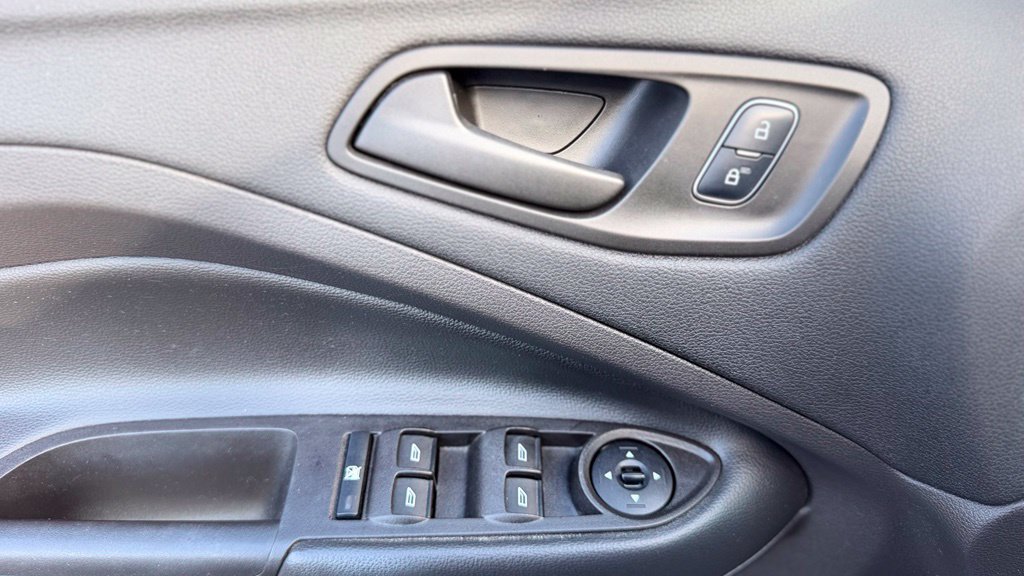 Used 2017 Ford Escape S FWD image 26
