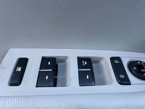 Used 2019 Hyundai Sonata SE image 17