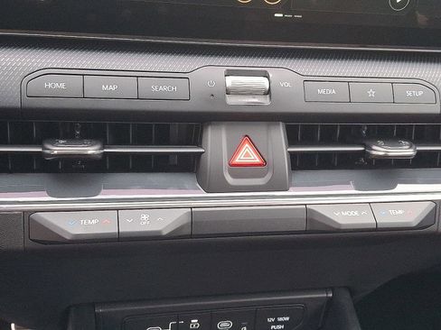 New 2026 Kia Sorento LX image 18