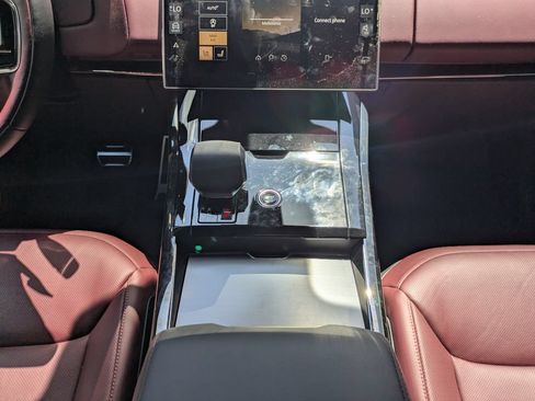 Certified 2025 Land Rover Range Rover Sport Dynamic SE AWD/4WD image 19